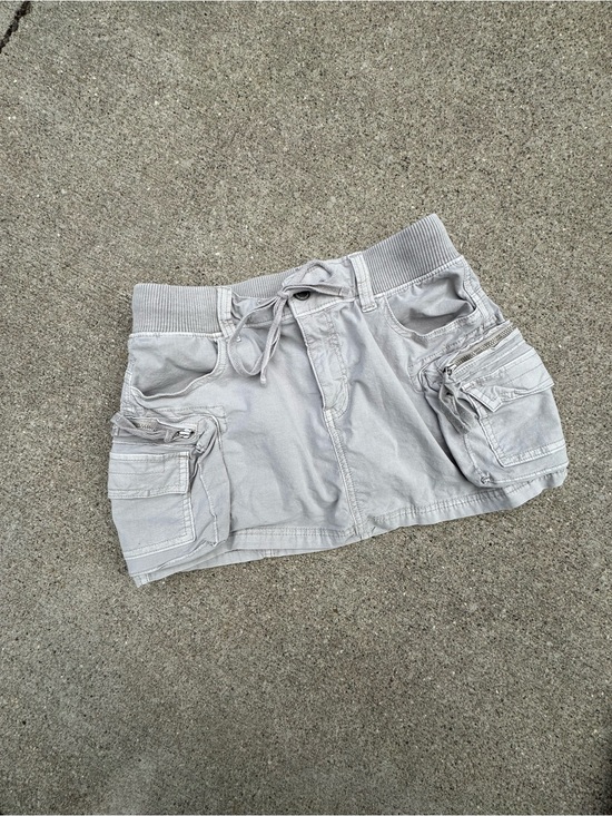 American Eagle Outfitters Dresses & Skirts - American Eagle Outfitters Light Gray Cargo Mini Skirt